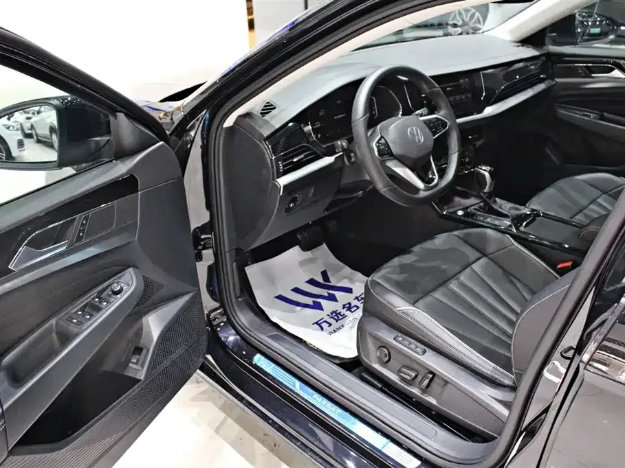 Volkswagen Passat — фото 10