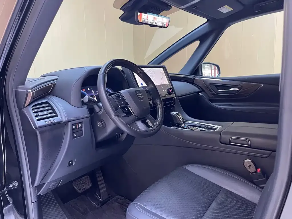 Toyota Vellfire — фото 7