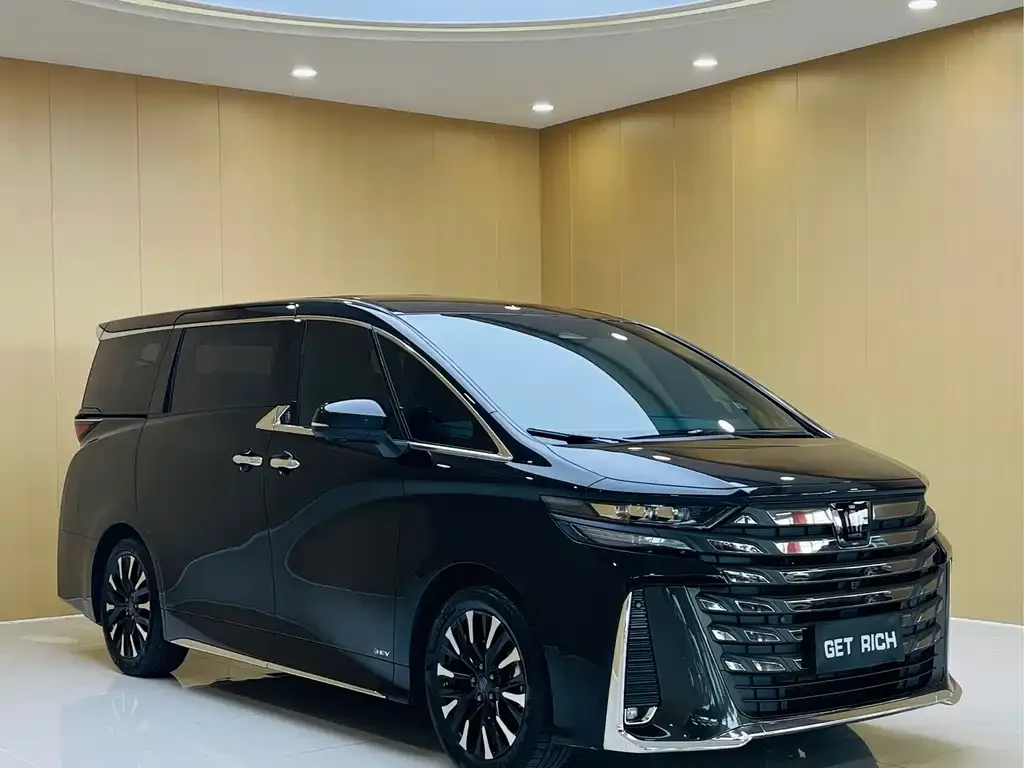 Toyota Vellfire — фото 5