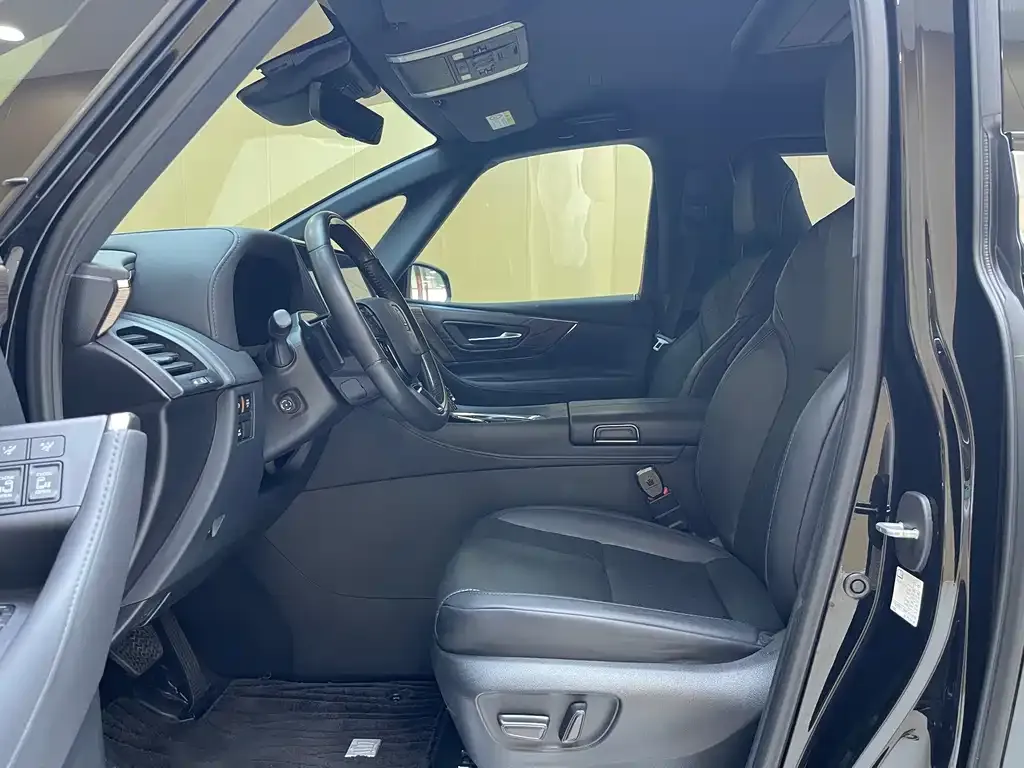 Toyota Vellfire — фото 4