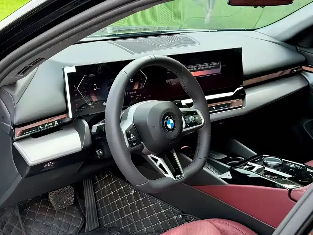 BMW 5 Series — фото 2