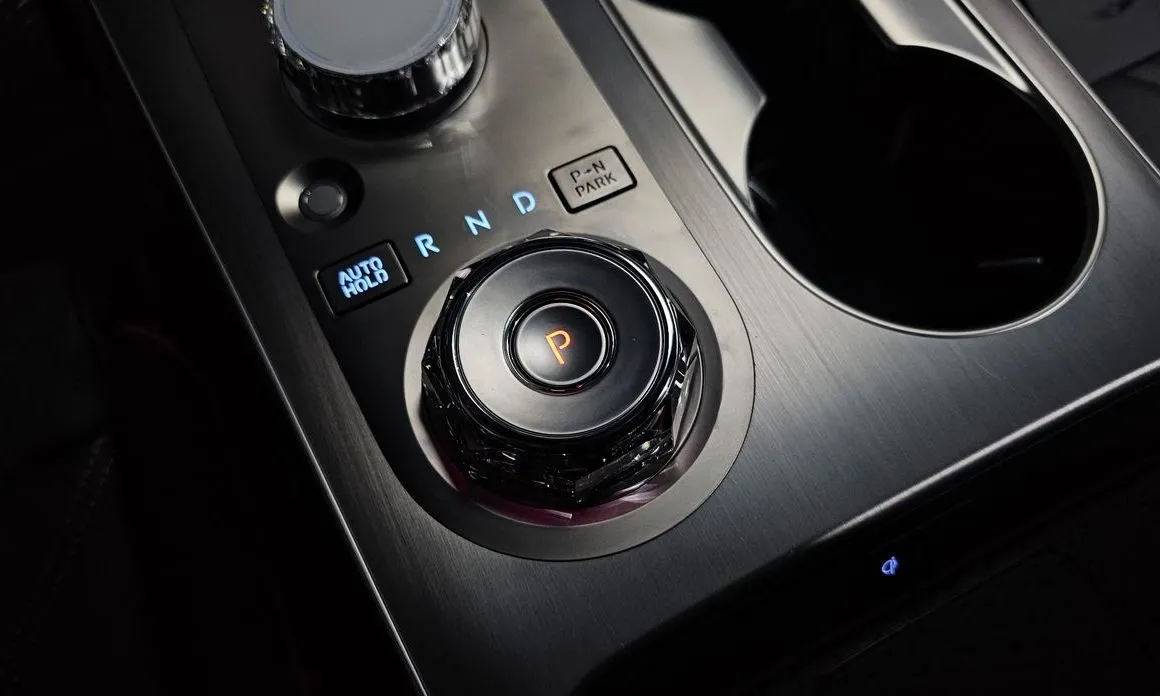 Genesis GV70 — фото 10
