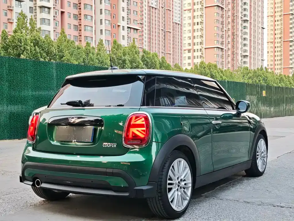 MINI Cooper (3-door) — фото 10