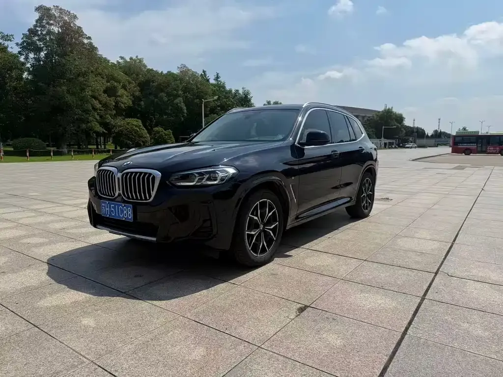 BMW X3 — фото 9
