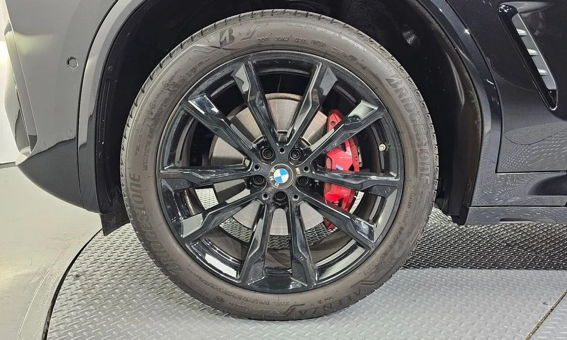 BMW X4 2025 из KR, фото 9
