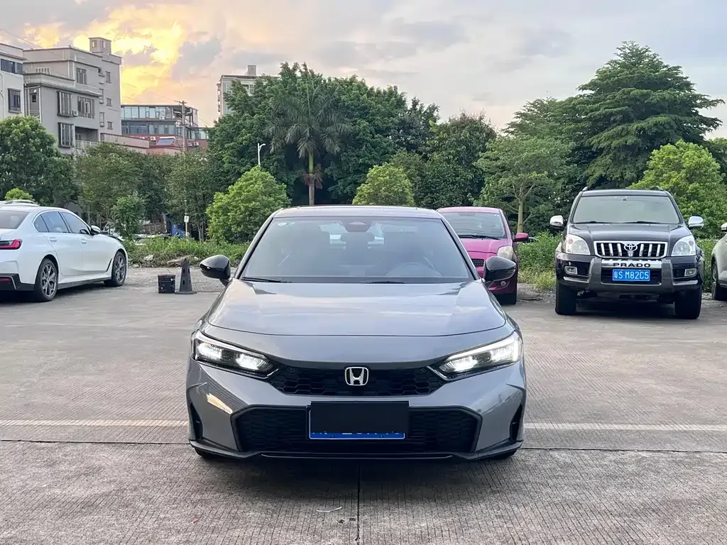Honda Civic — фото 9