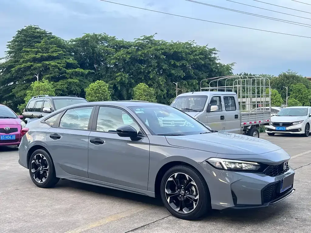 Honda Civic — фото 6