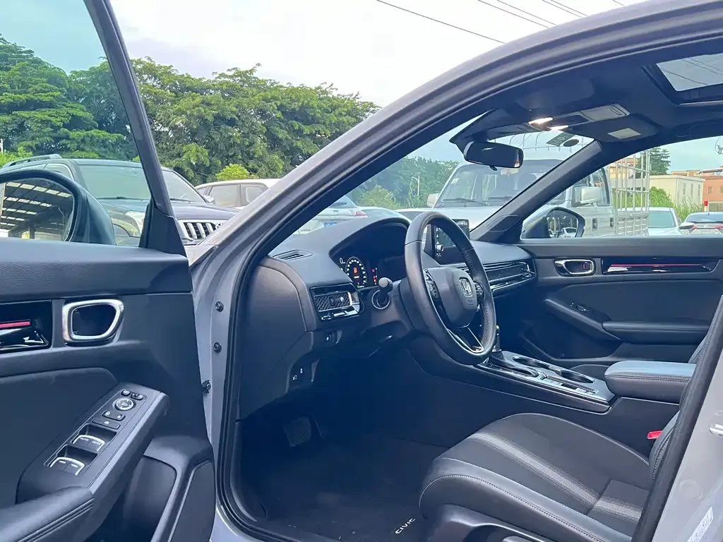 Honda Civic — фото 2