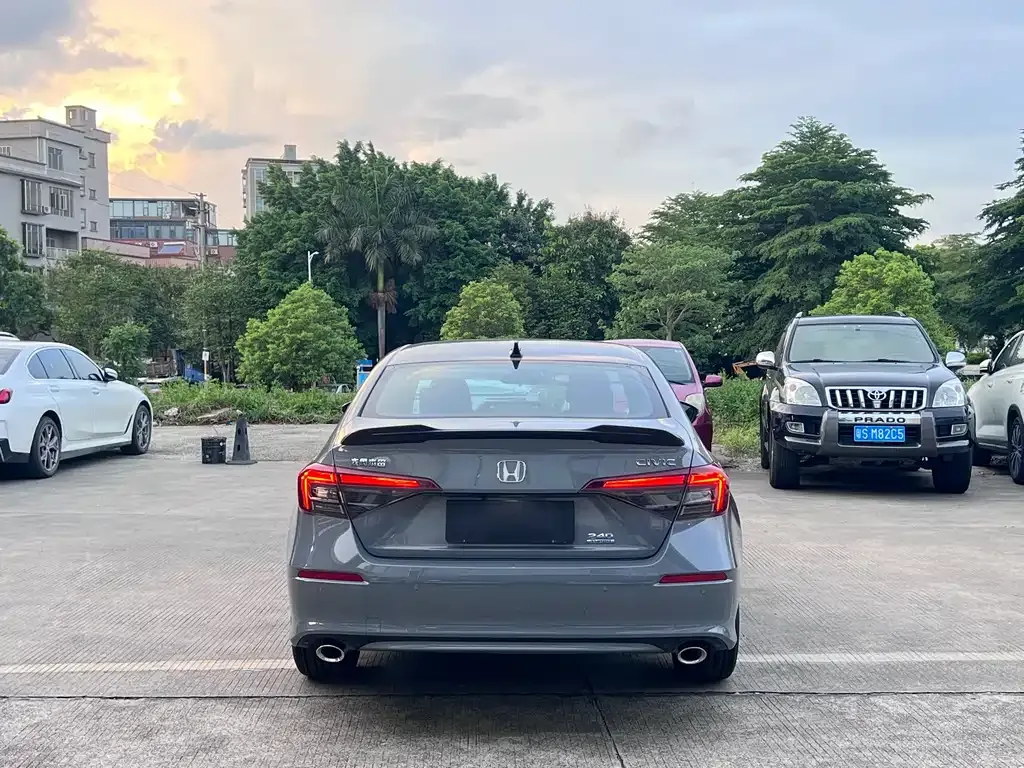 Honda Civic — фото 7