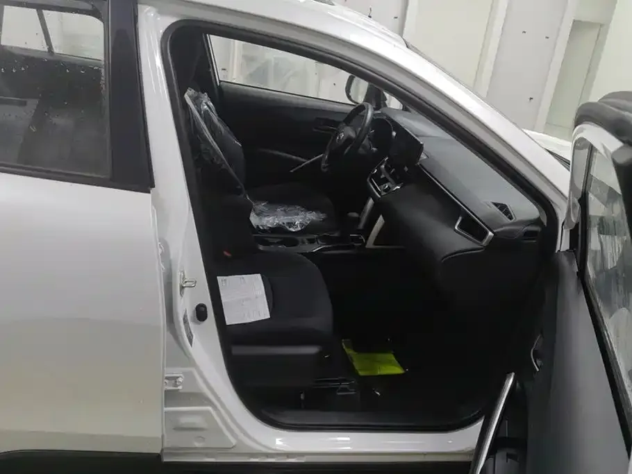 Toyota Corolla Cross — фото 3