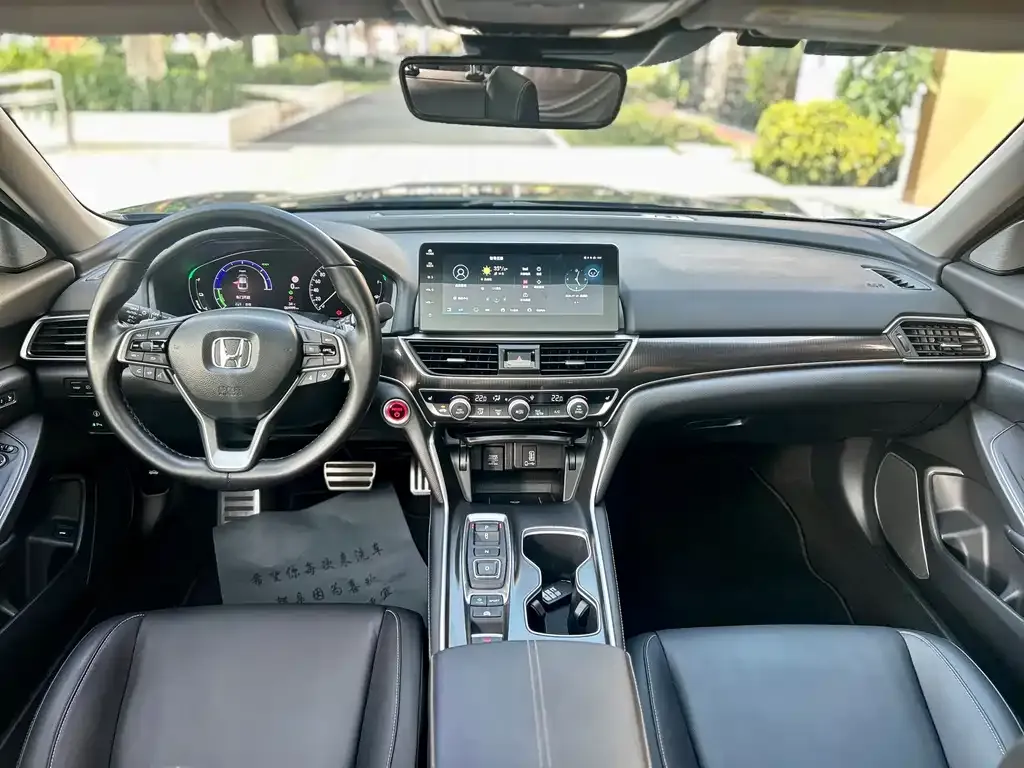 Honda Accord — фото 3