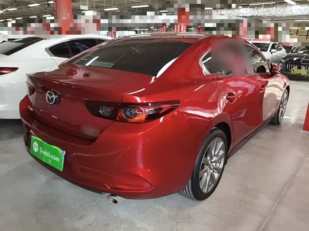 Mazda 3 Axela — фото 10