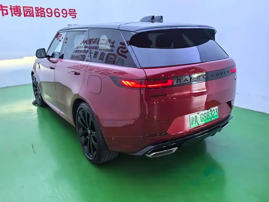 Land Rover Sport PHEV — фото 8