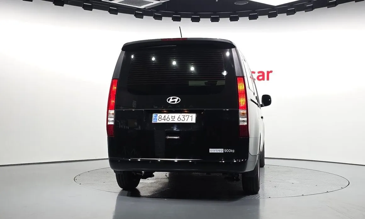 Hyundai Staria — фото 2