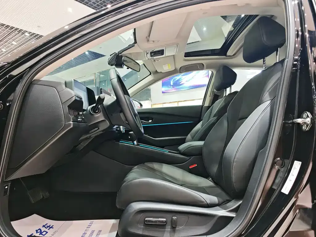 Honda Accord — фото 10