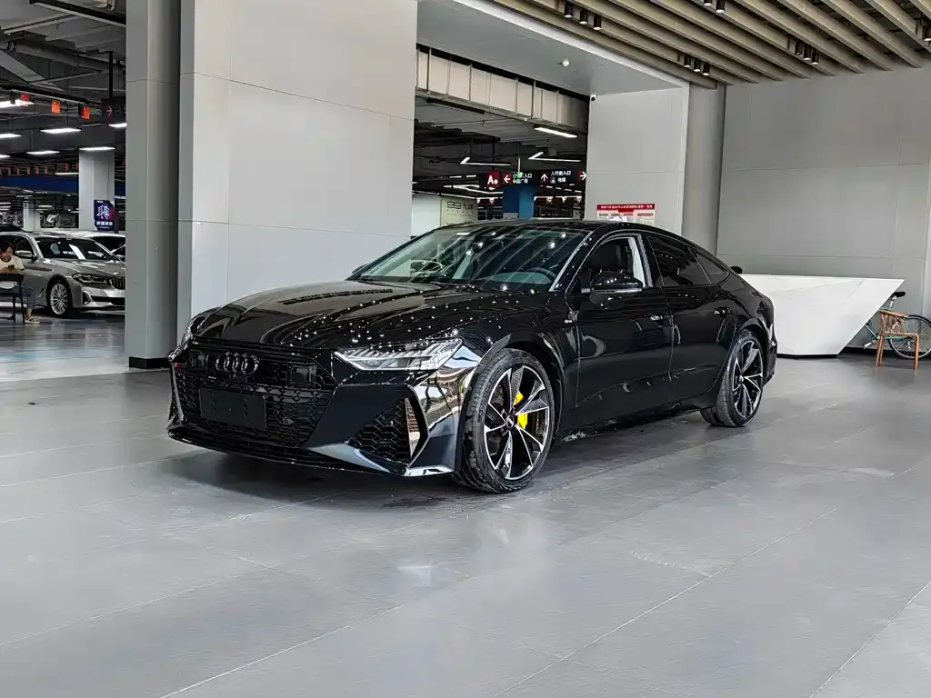 Audi A7 — фото 1