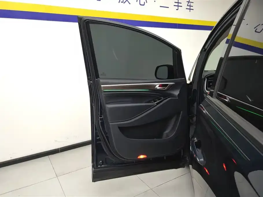 GAC Motor Trumpchi M8 — фото 4