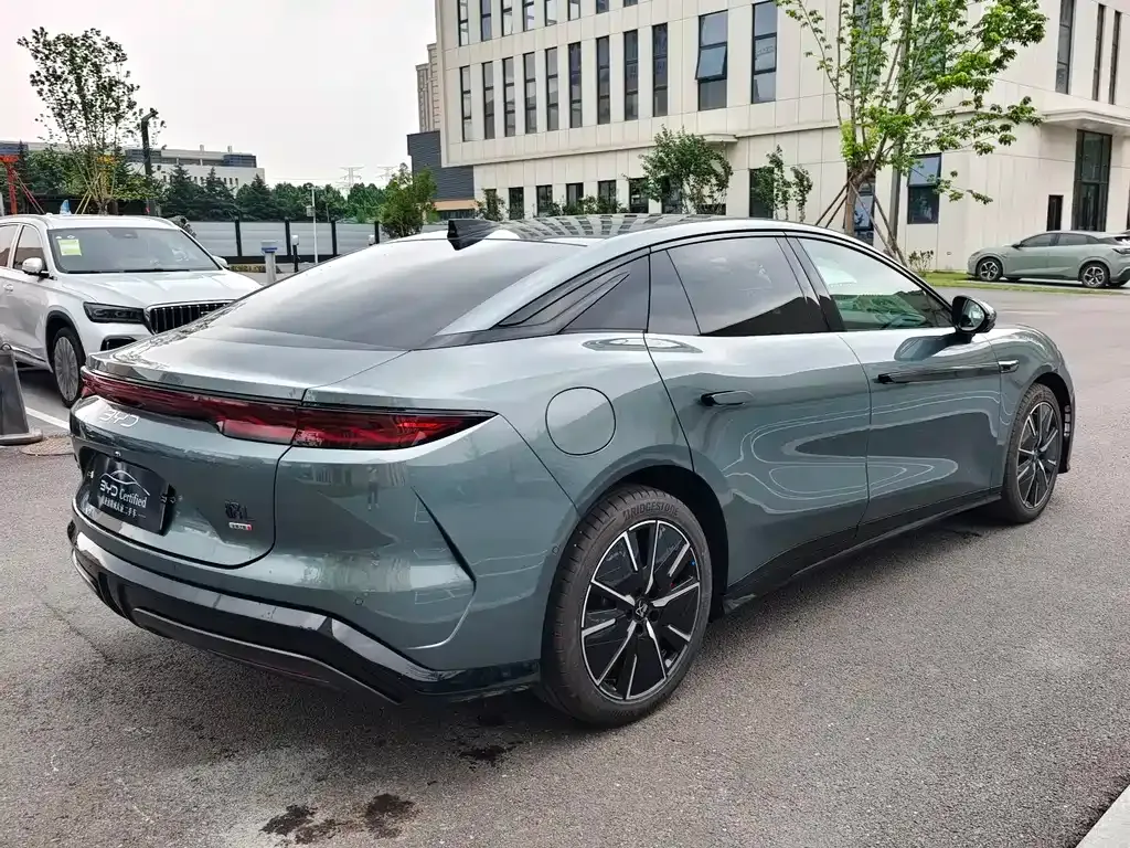 BYD Han L 2026 из CN, фото 8