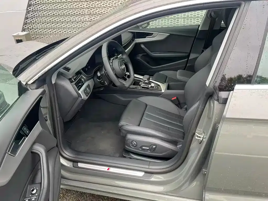 Audi A5 (Import) — фото 2