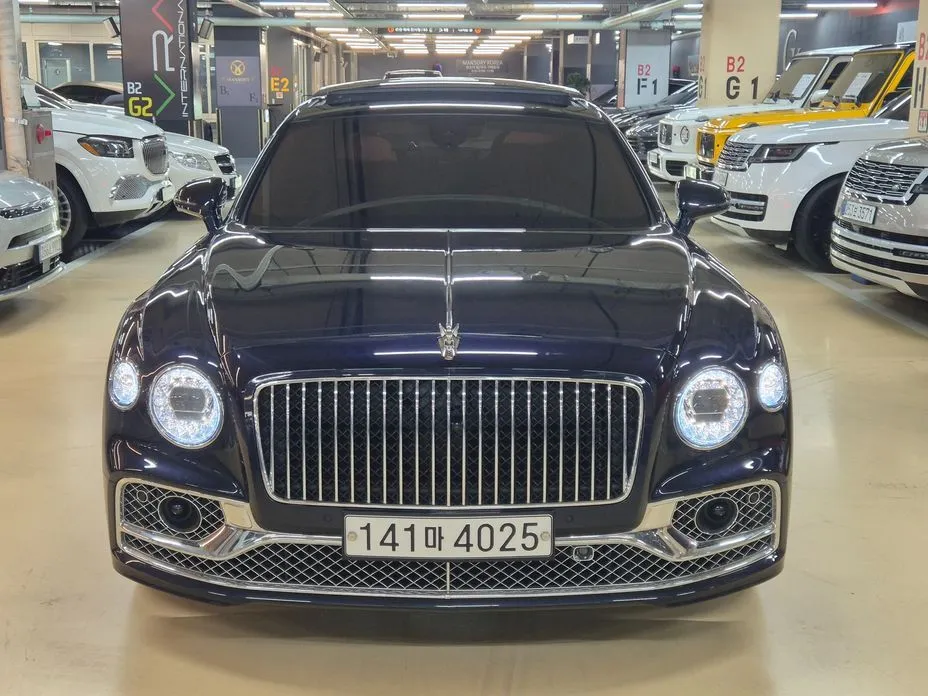 Bentley Flying Spur — фото 5