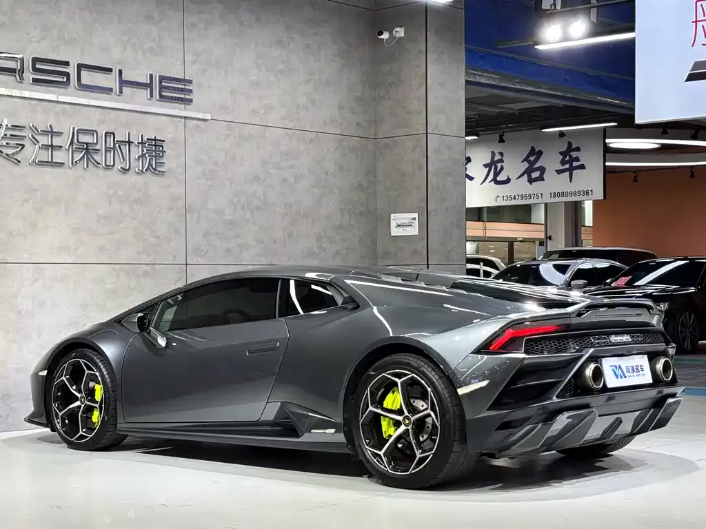 Lamborghini Huracan — фото 10