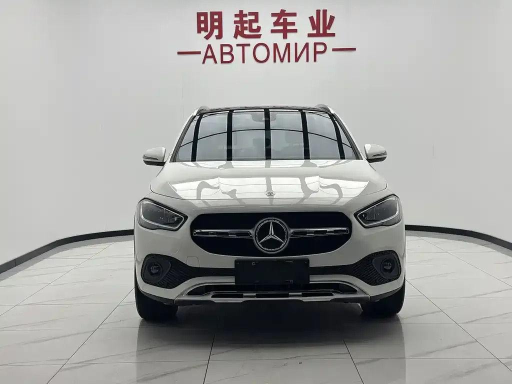 Mercedes-Benz GLA — фото 8