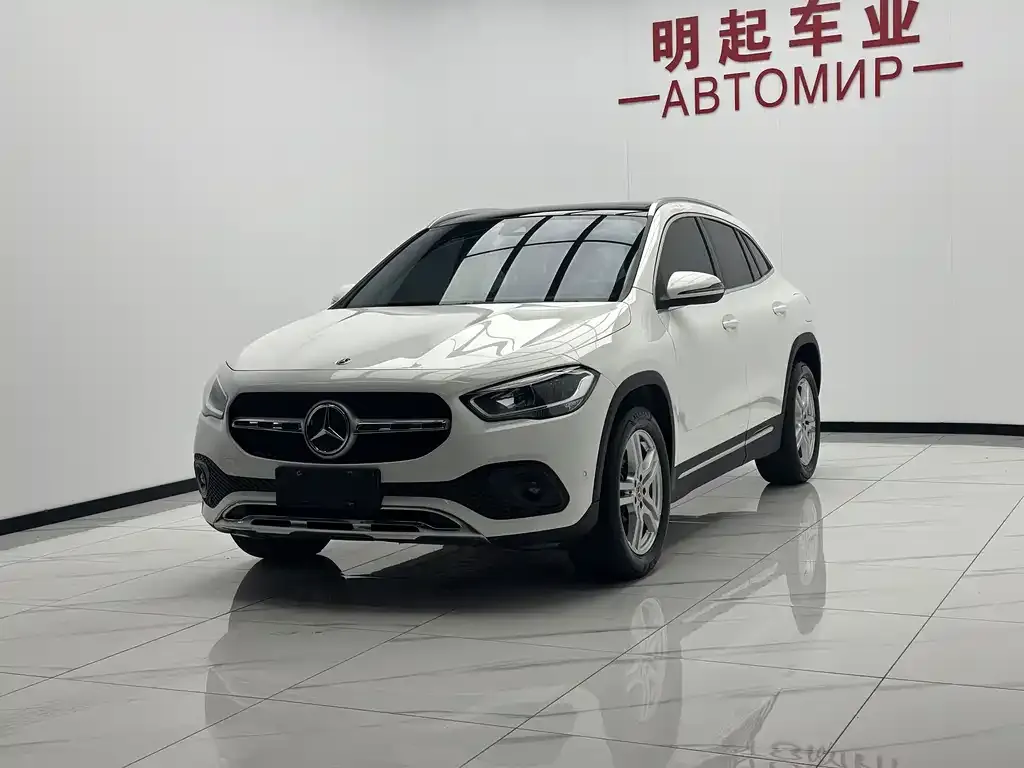 Mercedes-Benz GLA — фото 7
