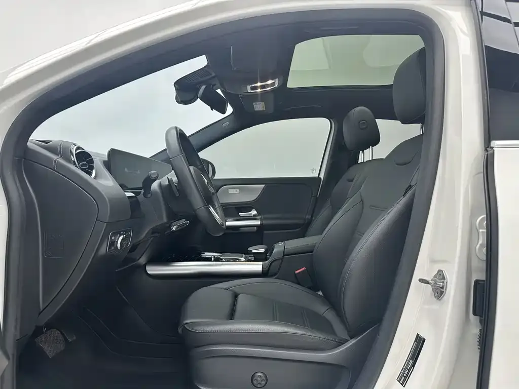 Mercedes-Benz GLA — фото 9