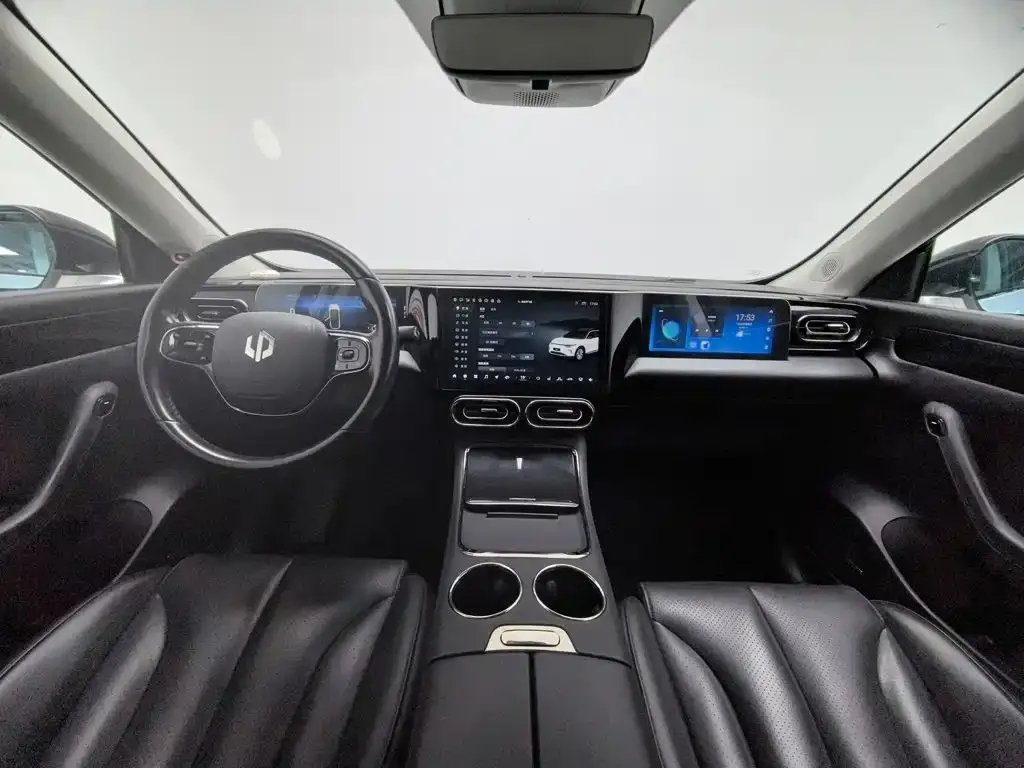 Leapmotor C11 — фото 10