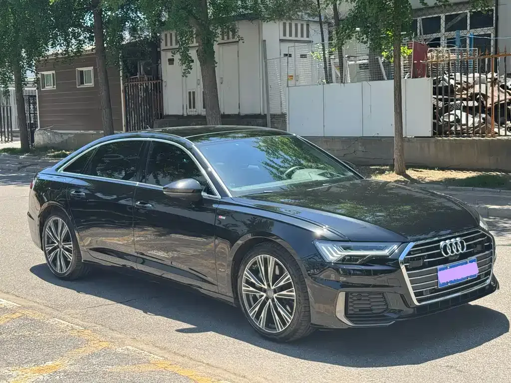 Audi A6L — фото 10