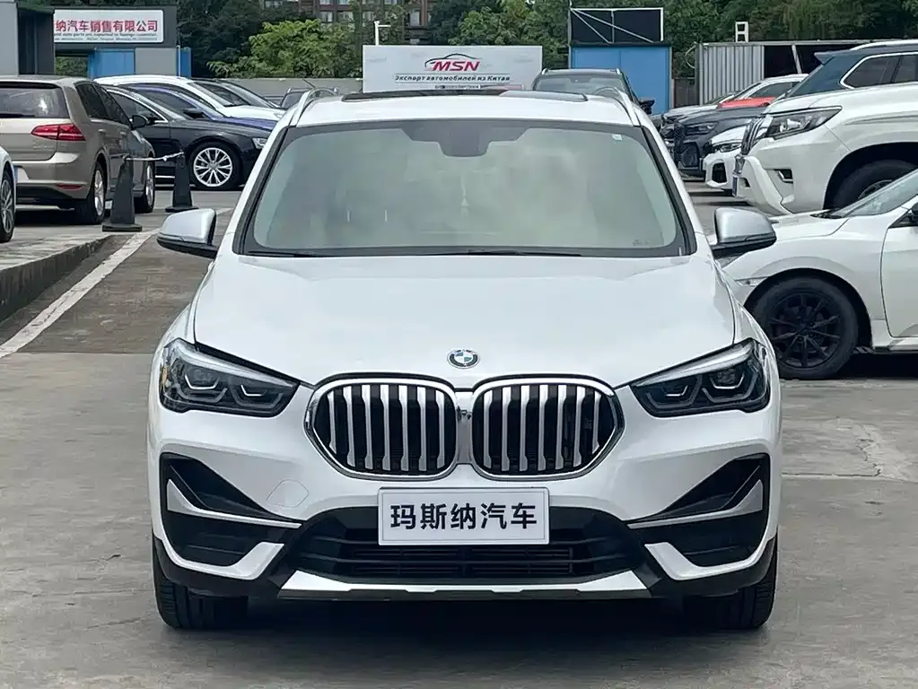 BMW X1 — фото 5