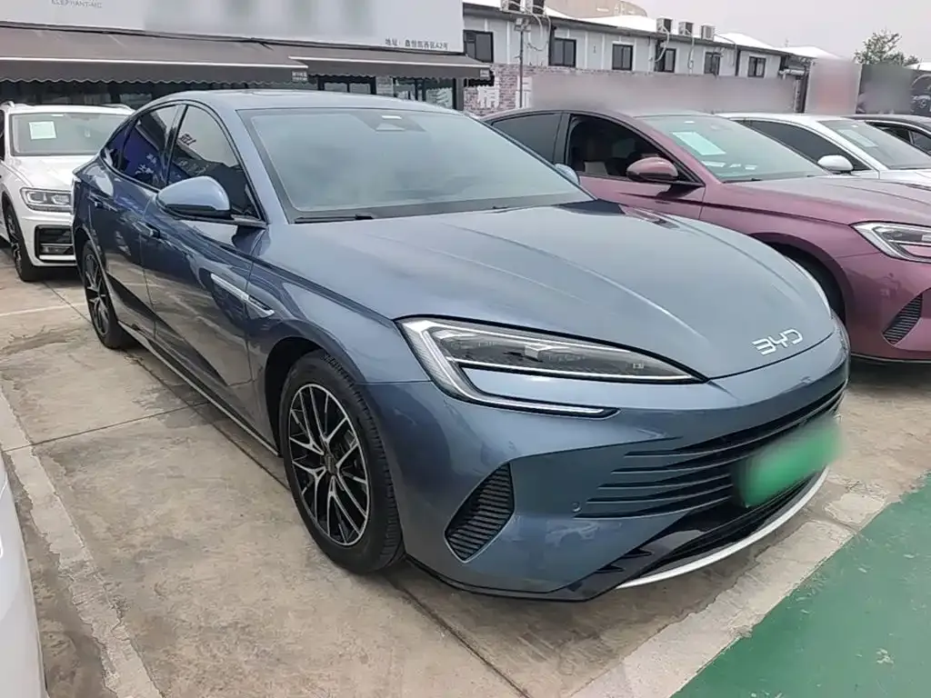 BYD Seal — фото 3