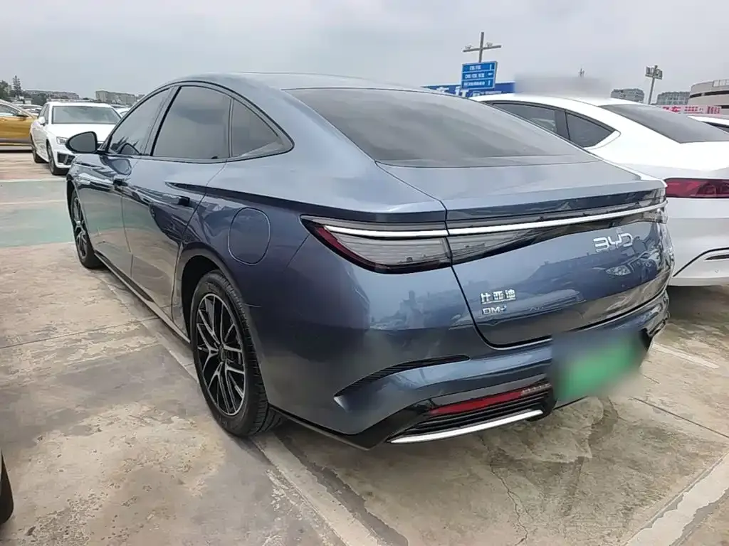 BYD Seal — фото 7
