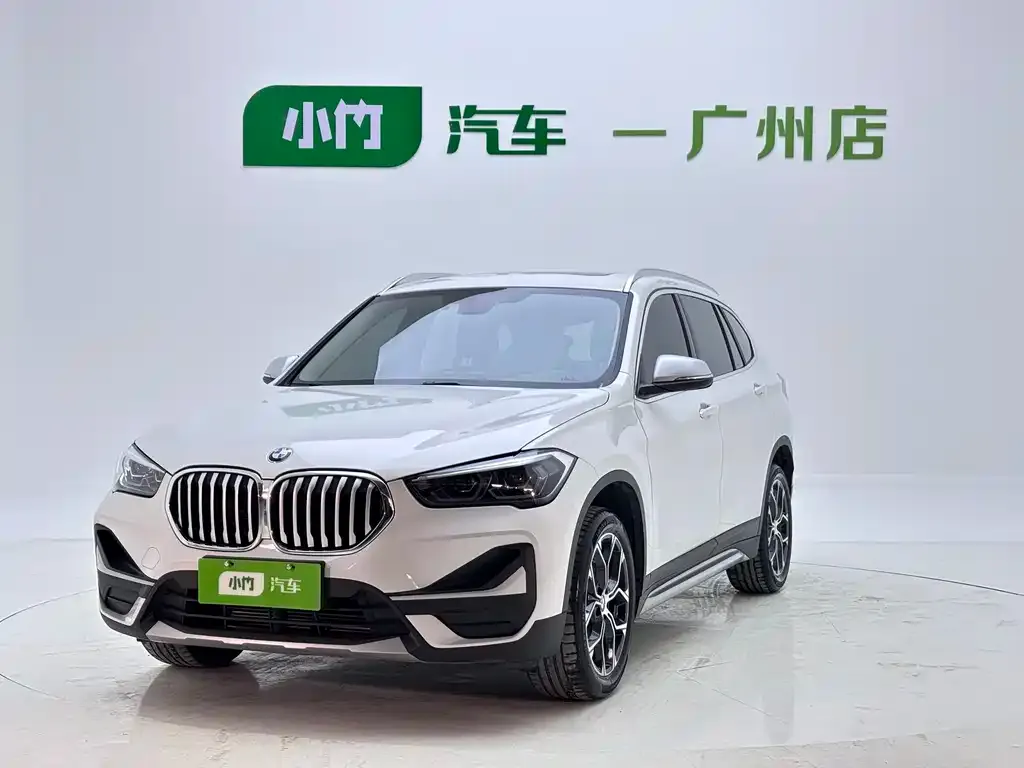 BMW X1 — фото 1