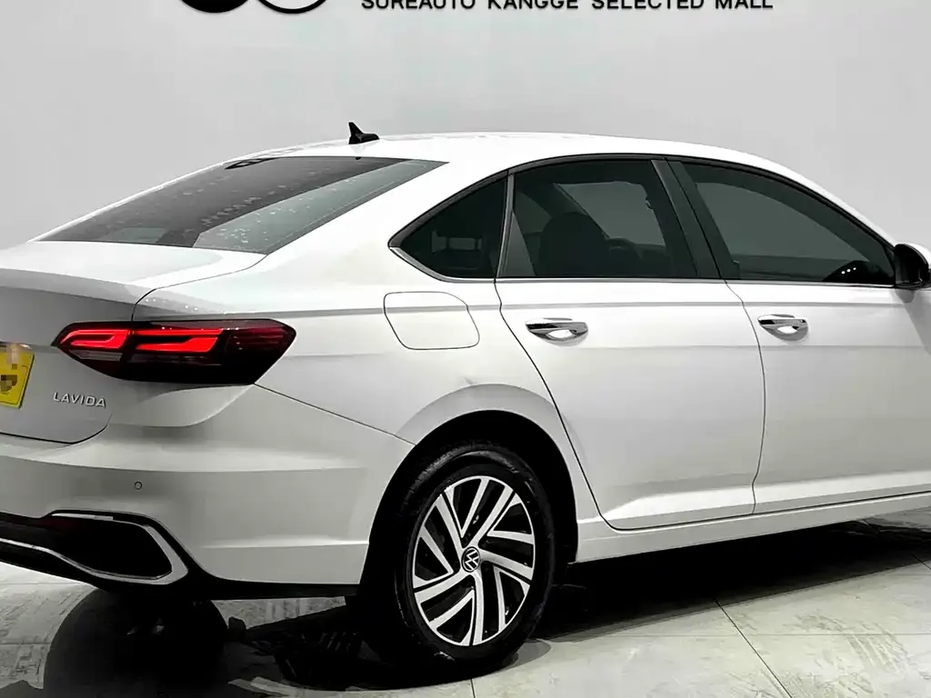 Volkswagen Lavida 2022 из CN, фото 4