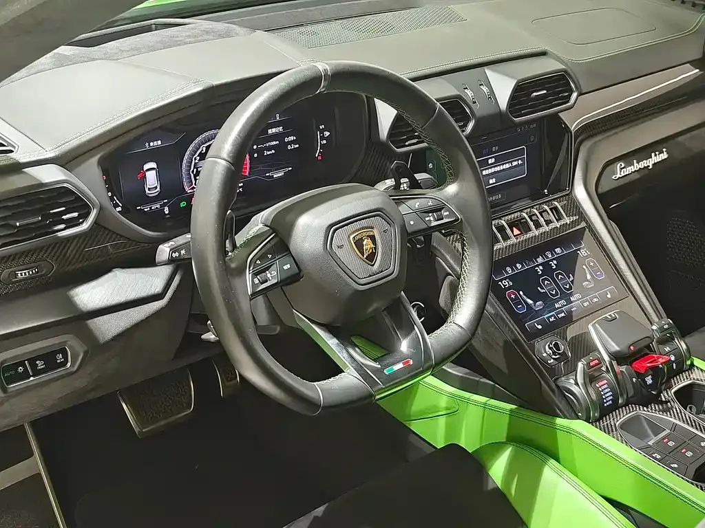 Lamborghini Urus 2021 из CN, фото 8