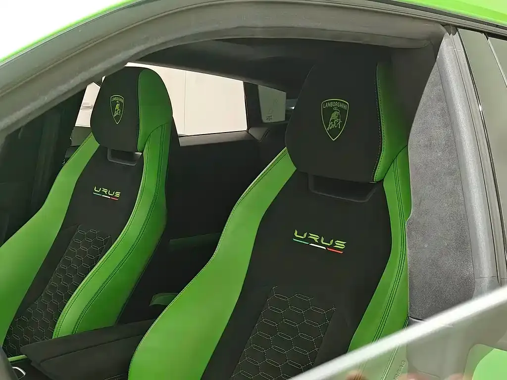 Lamborghini Urus 2021 из CN, фото 5