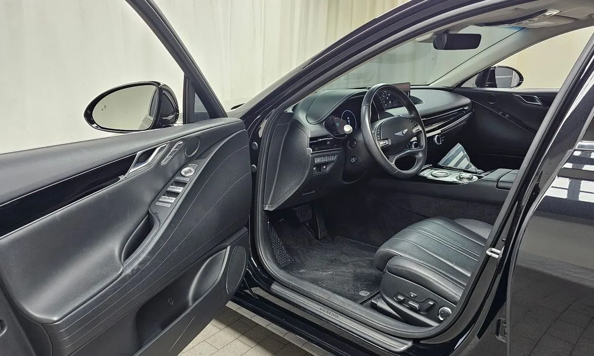 Genesis G80 — фото 10