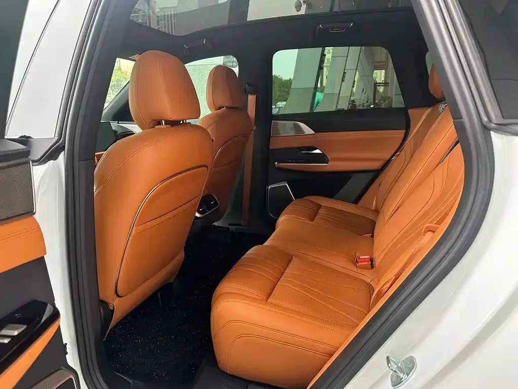 XPeng G9 — фото 6