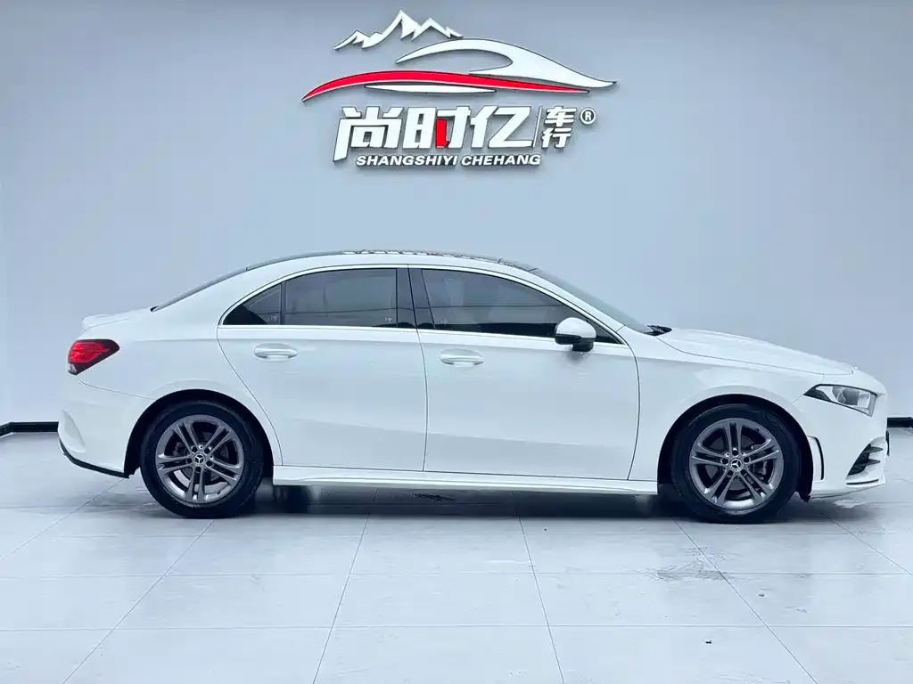 Mercedes-Benz A-Class 2021 из CN, фото 5