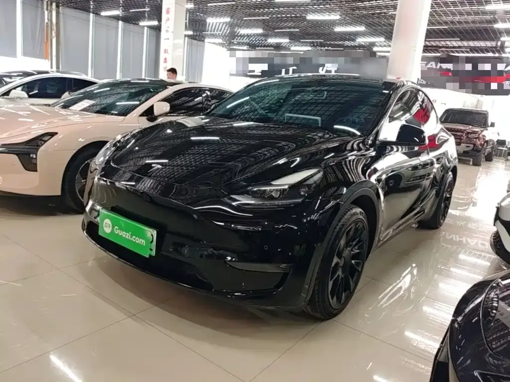 Tesla Model Y — фото 4
