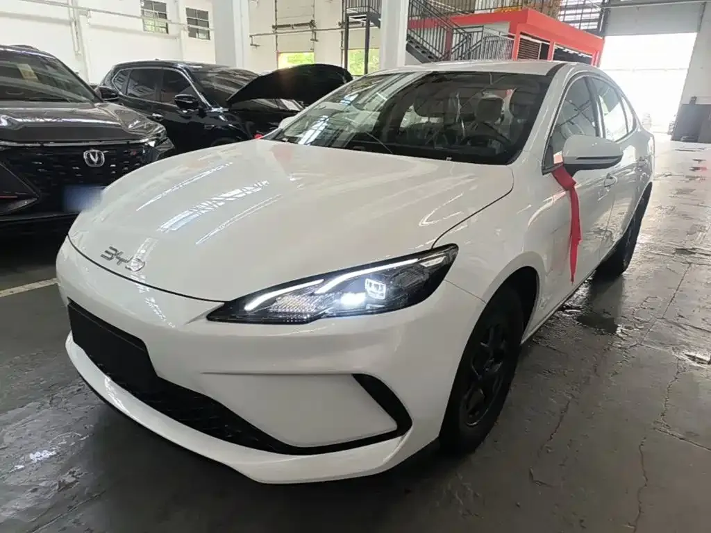 BYD Seal 05 DM-i 2026 из CN, фото 9