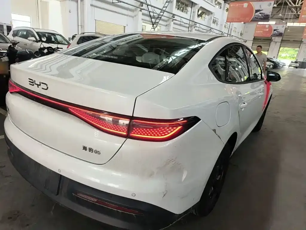 BYD Seal 05 DM-i 2026 из CN, фото 8