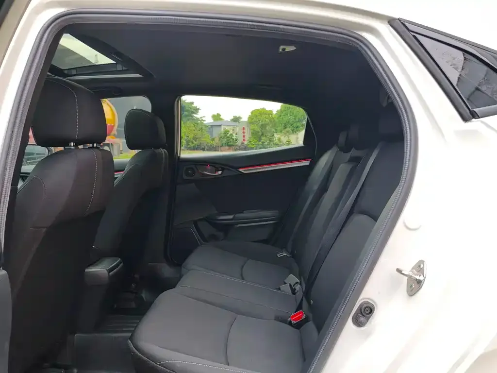 Honda Civic — фото 4