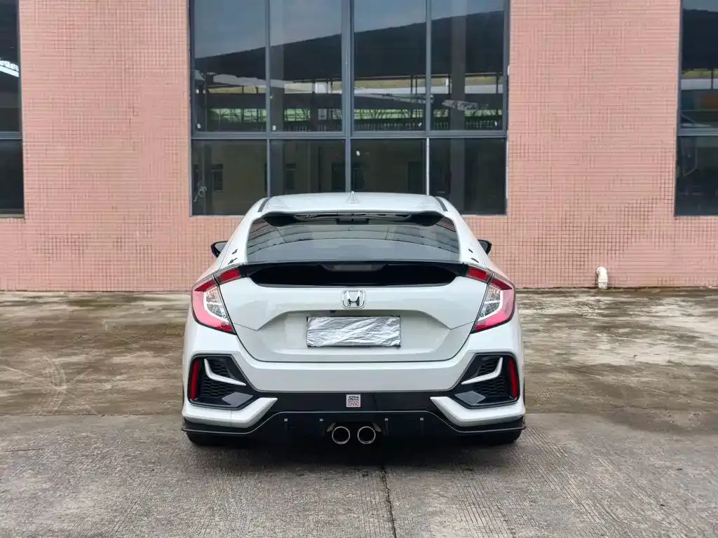 Honda Civic — фото 7