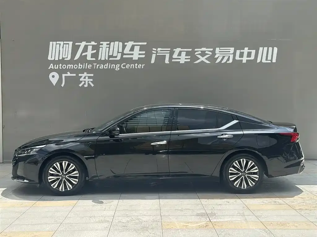 Nissan Teana — фото 5