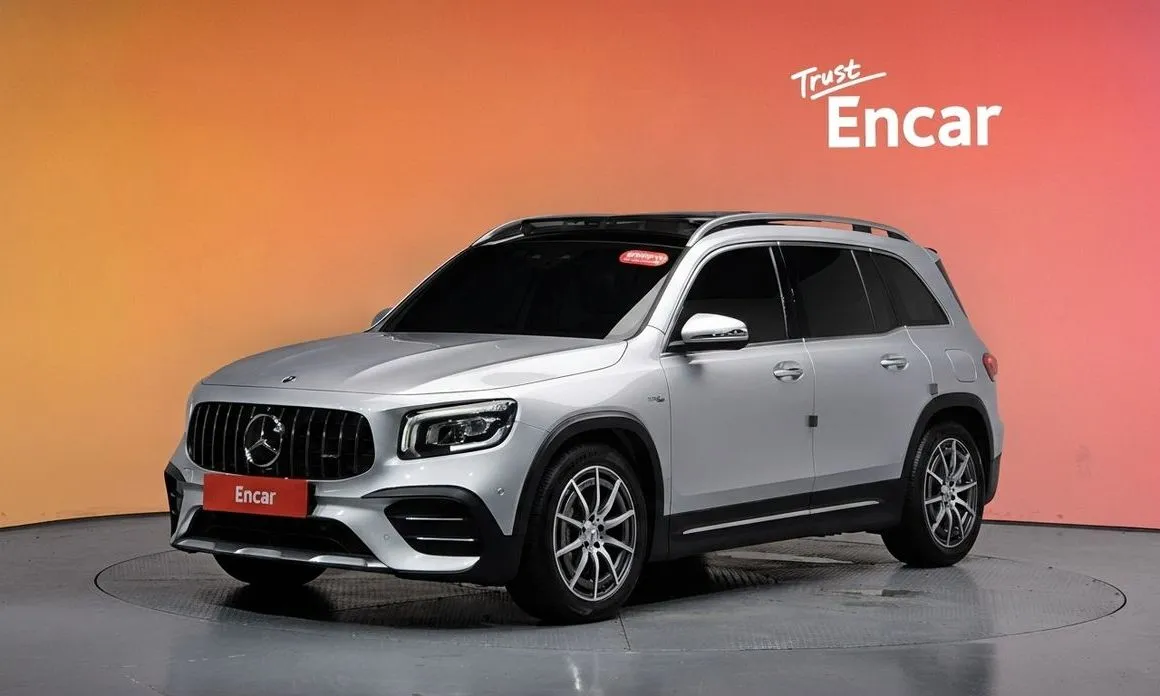 Mercedes-Benz GLB-Class — фото 1
