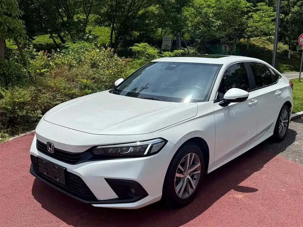 Honda Civic — фото 1