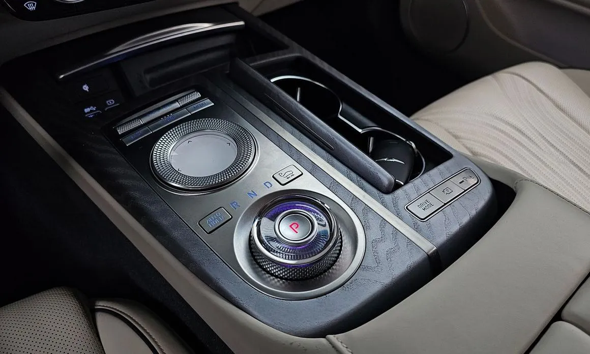 Genesis G80 — фото 10