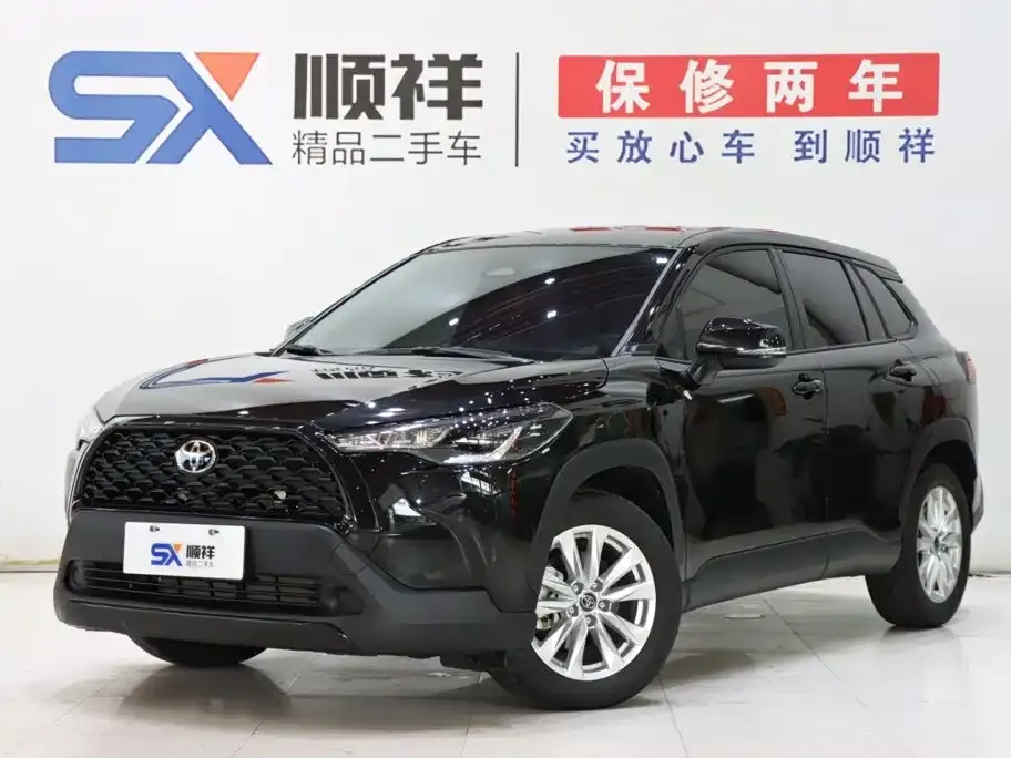 Toyota Corolla Cross — фото 1